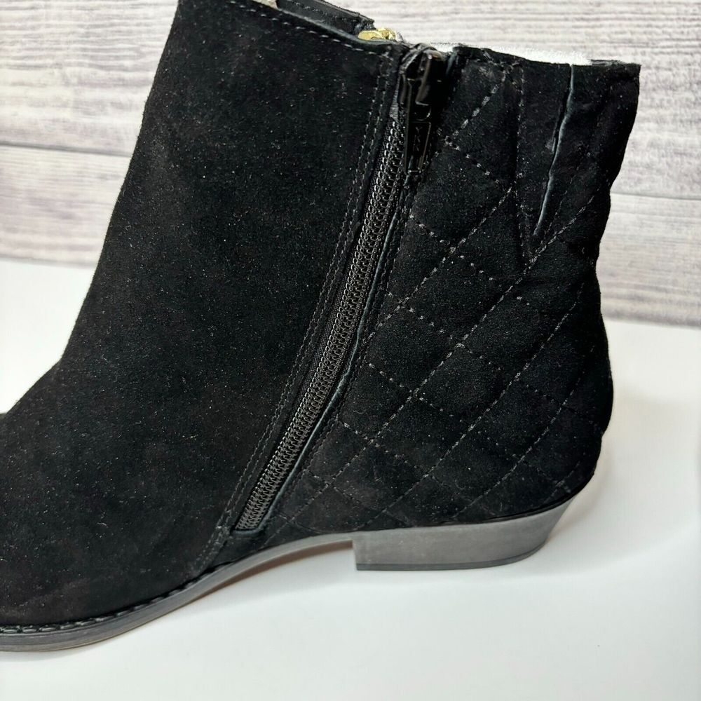 White Mountain Womens 9.5W Jodi Black Suede Quilted Ankle Boots‎ NIB Scotchguard - Picture 8 of 10